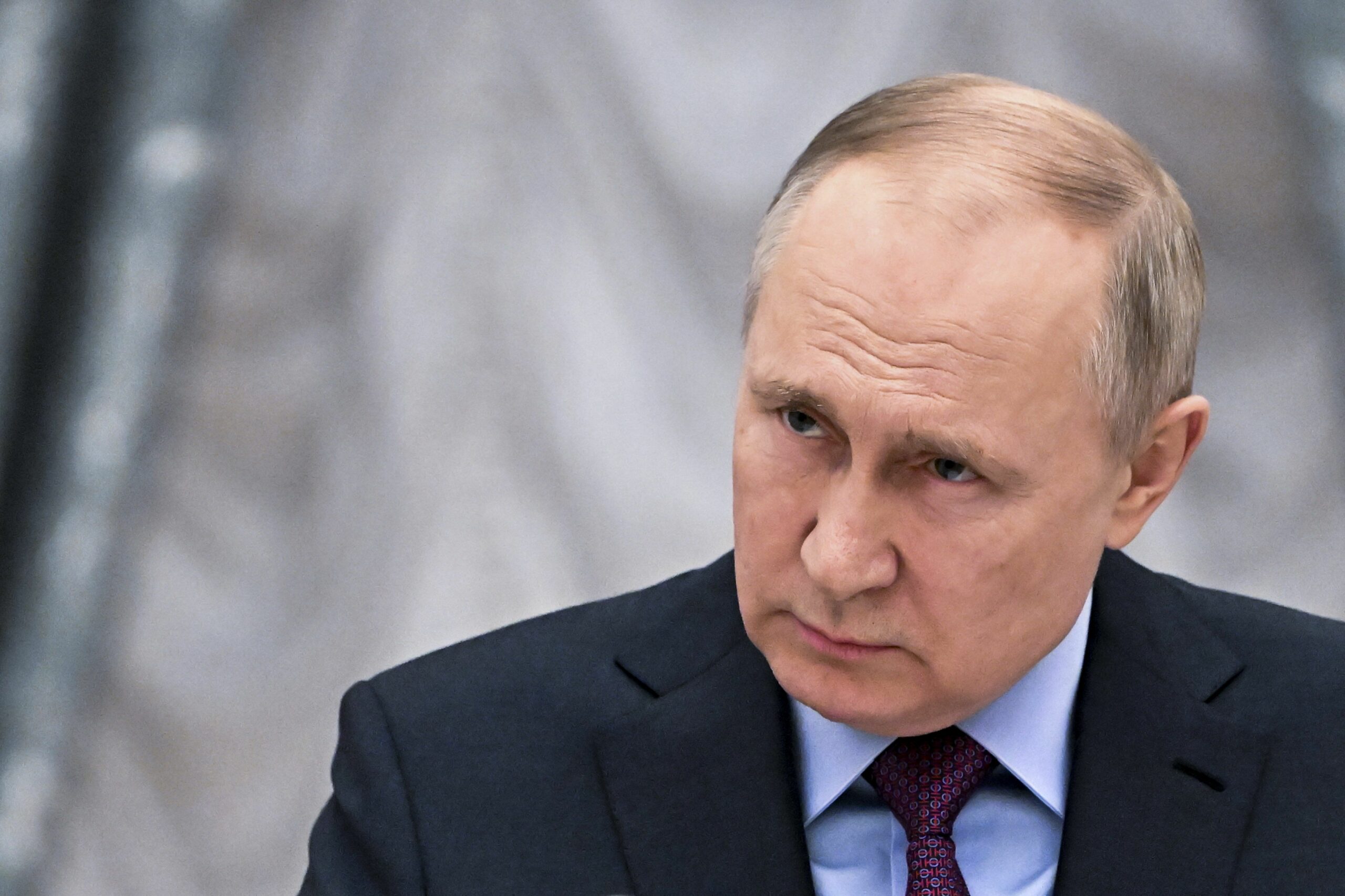 OTAN: Putin aspira a controlar 
