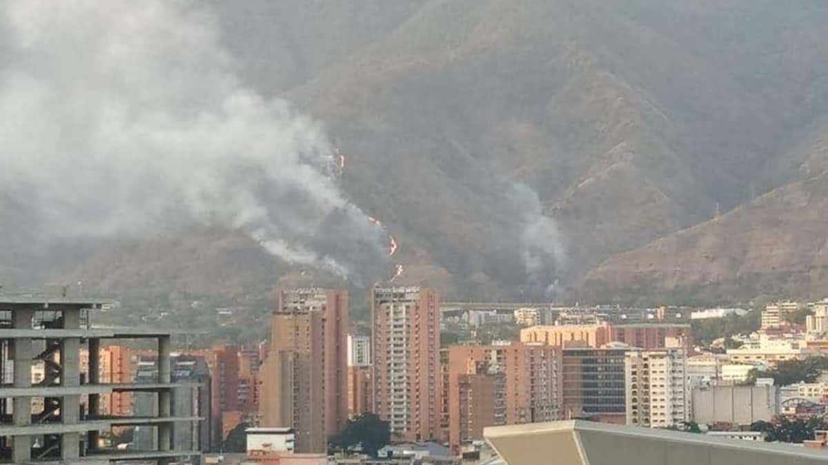 Bomberos: El incendio en el Ávila afectó entre 2 mil y 3 mil hectáreas