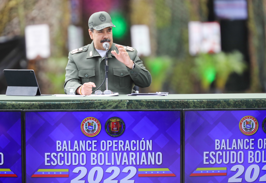 Maduro ordena a la FANB erradicar grupos paramilitares | Diario 2001