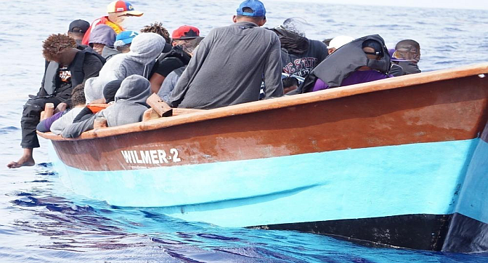 Detienen a 79 migrantes en aguas de Puerto Rico: Son dominicanos y venezolanos