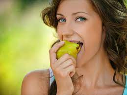 ¿Por qué se recomienda comer una pera al día? | Diario 2001