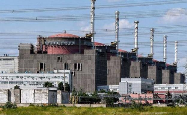 Denuncian ataques cerca de central en Ucrania donde operan dos reactores