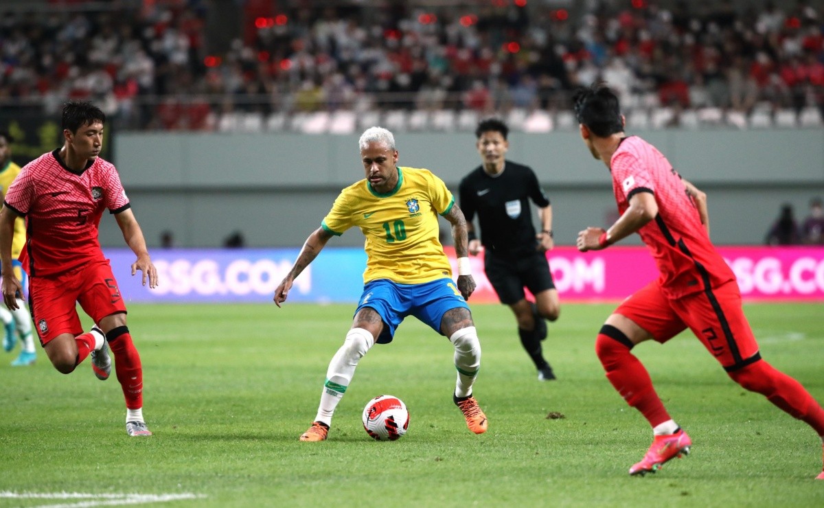Brasil pone a prueba su arsenal ofensivo ante Ghana