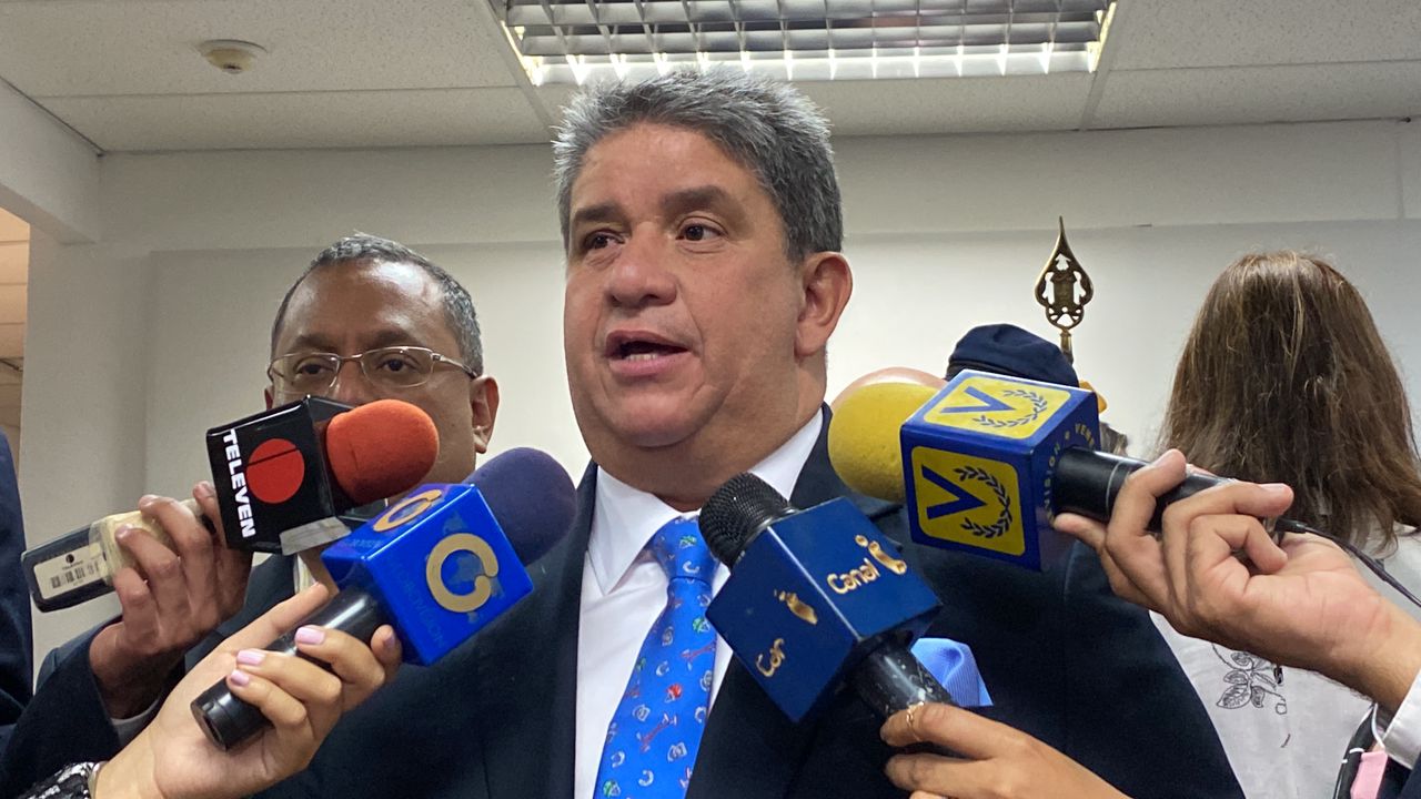 José Gregorio Correa agradece medida para homologar títulos de venezolanos en Colombia