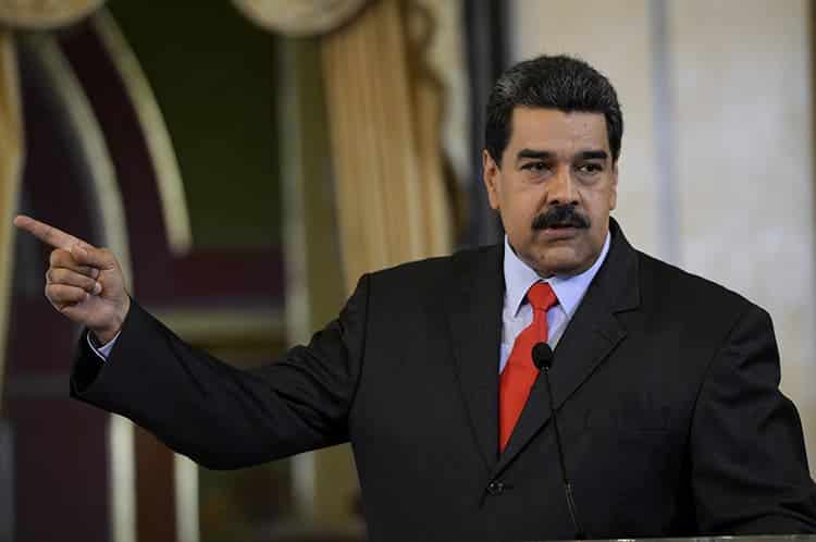 Maduro se compromete a erradicar "por completo" la pobreza