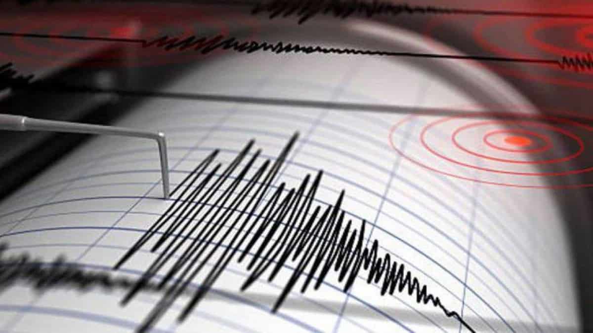 Se registra un sismo de magnitud 5,3 en el océano Pacífico