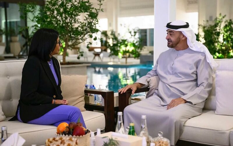 Delcy Rodríguez se reunió con el presidente de Emiratos Árabes Unidos