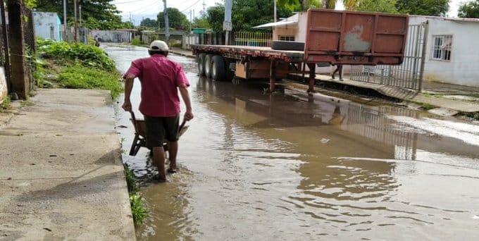 Más de 500 familias continúan en albergues tras intensas lluvias en Zulia