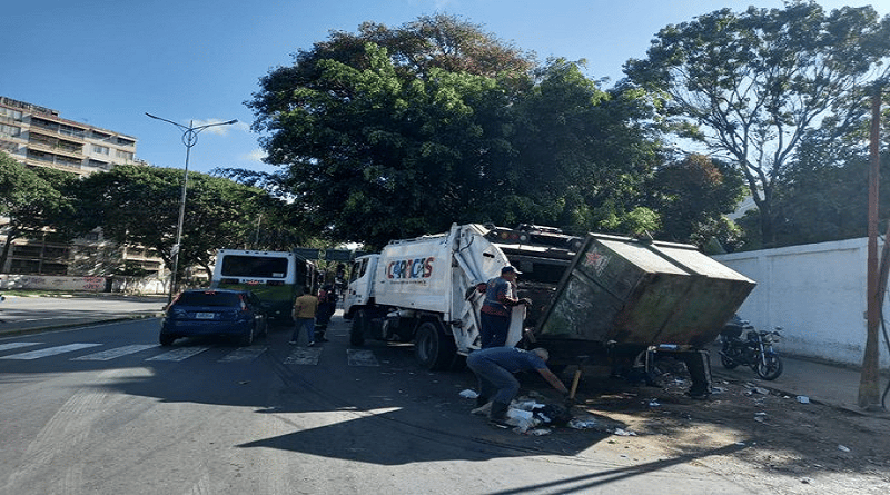 Alcaldía de Caracas y Supra firman compromiso sobre recolección de desechos sólidos