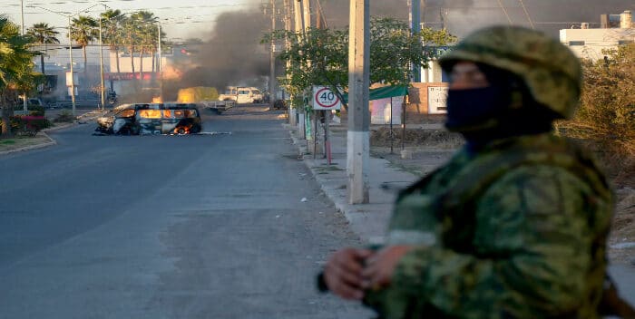 Trasladan al hijo de ‘El Chapo’ a Ciudad de México