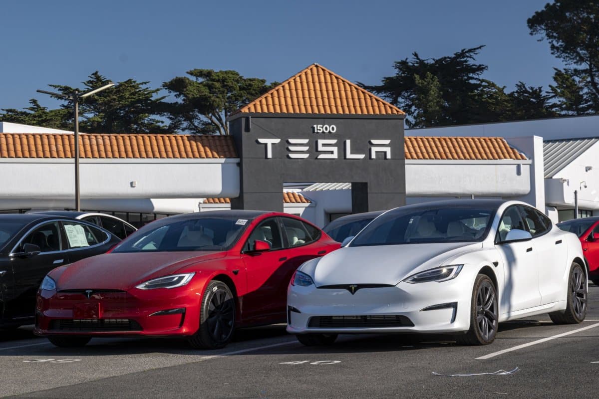 Tesla retira del mercado millones de vehículos por un problema técnico (+Detalles)