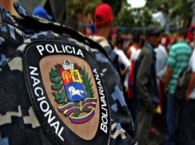 GORRA POLICÍA NACIONAL BOLIVARIANA