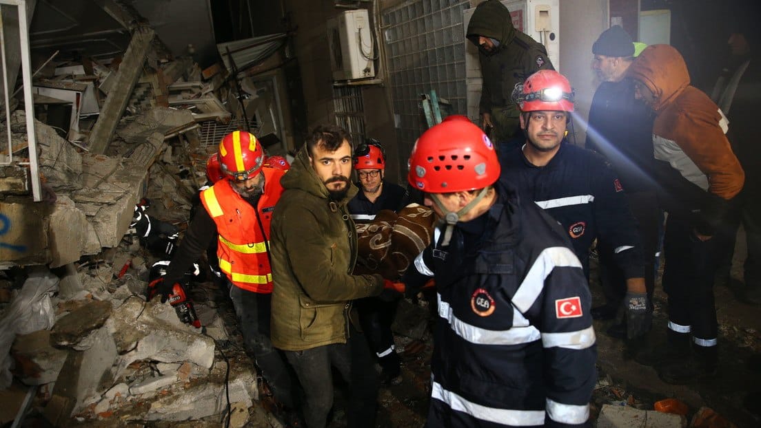 Cifra de muertos por terremotos en Turquía y Siria supera las 36.000