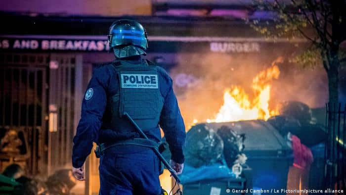 Décimo día de protestas y enfrentamientos en París