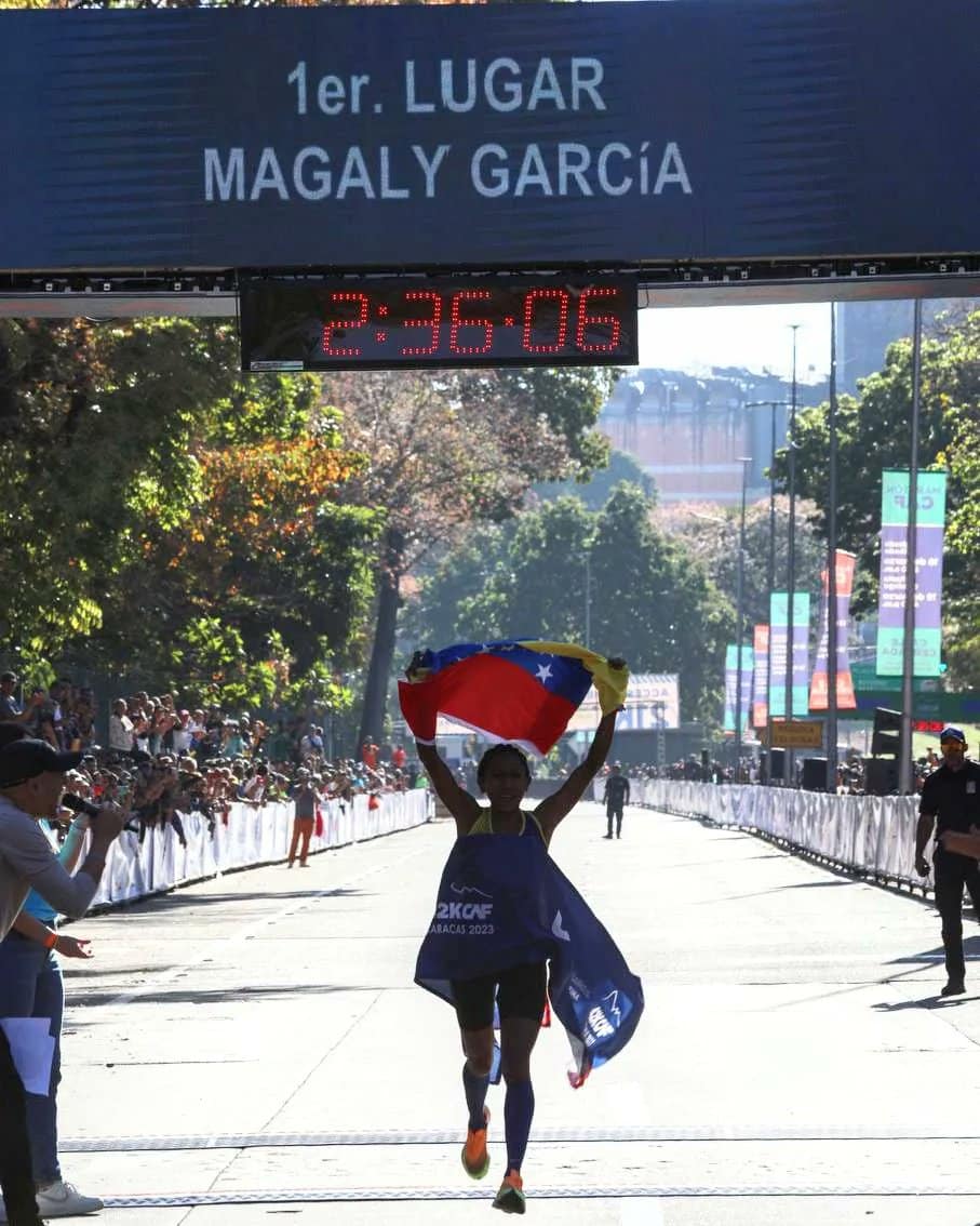 ¡Histórico! Esta venezolana rompió el récord del maratón CAF