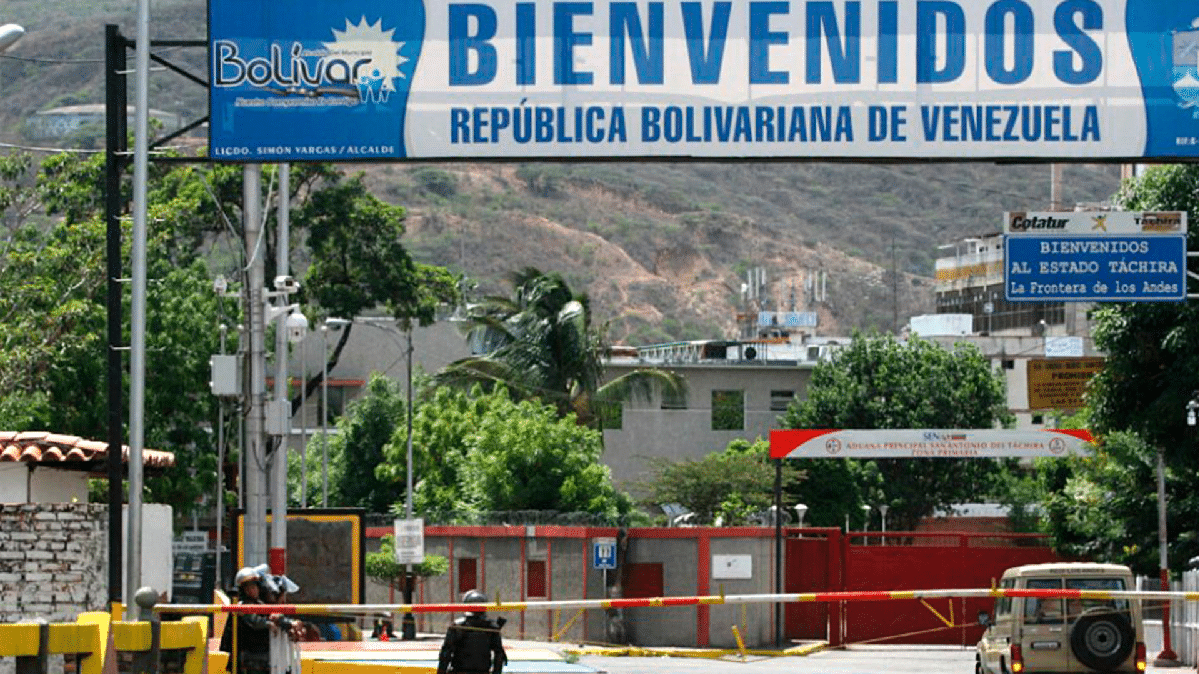 Conozca cuánto se debe pagar en bolívares para pasar por la frontera venezolana
