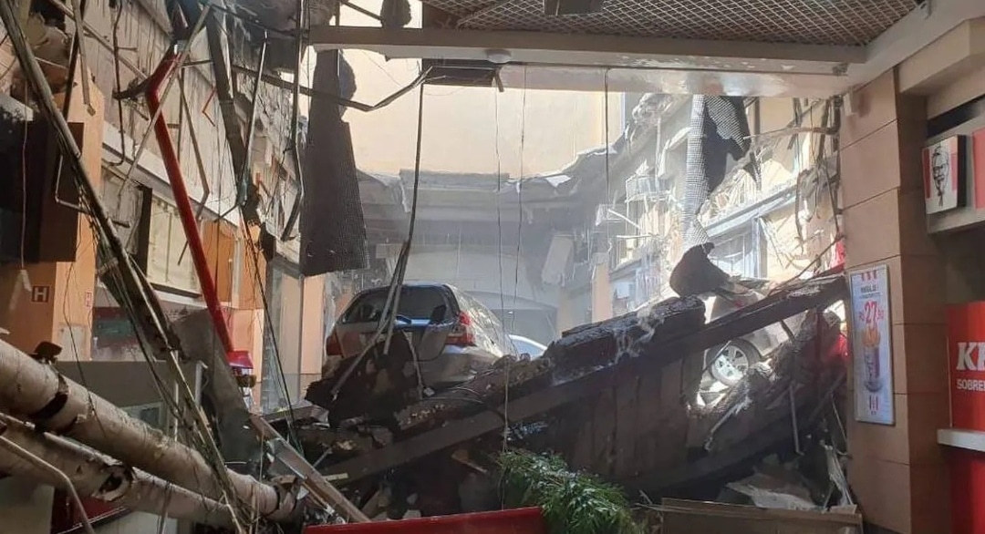 Desastre en Brasil: Así colapsó  techo de un centro comercial en San Pablo (+Video)