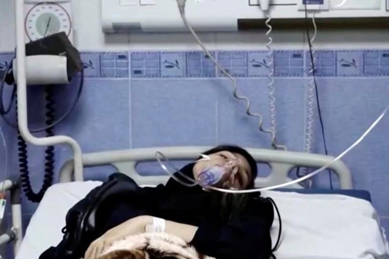 Docenas de alumnas afectadas por nuevos casos de envenenamientos en Irán