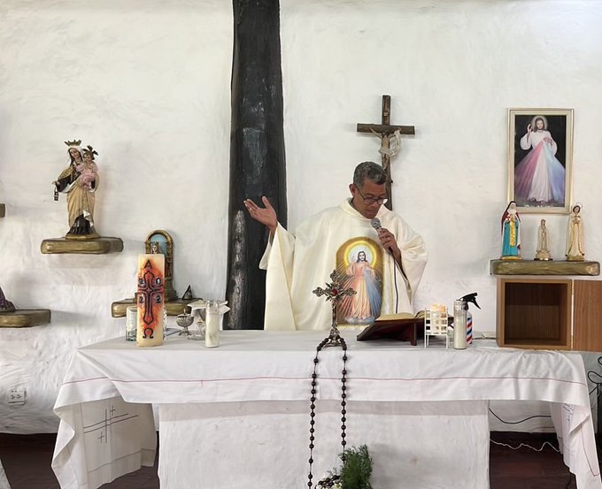 Club Los Cortijos se pronunció sobre el sacerdote falso