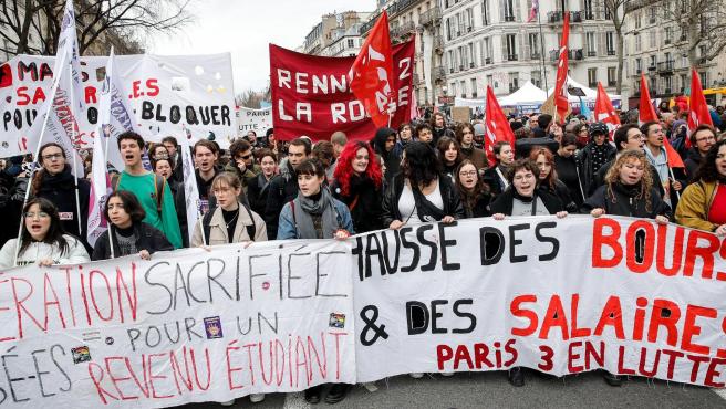 ¡La puja en Francia continúa! El pueblo irá de nuevo a las calles para defender sus pensiones