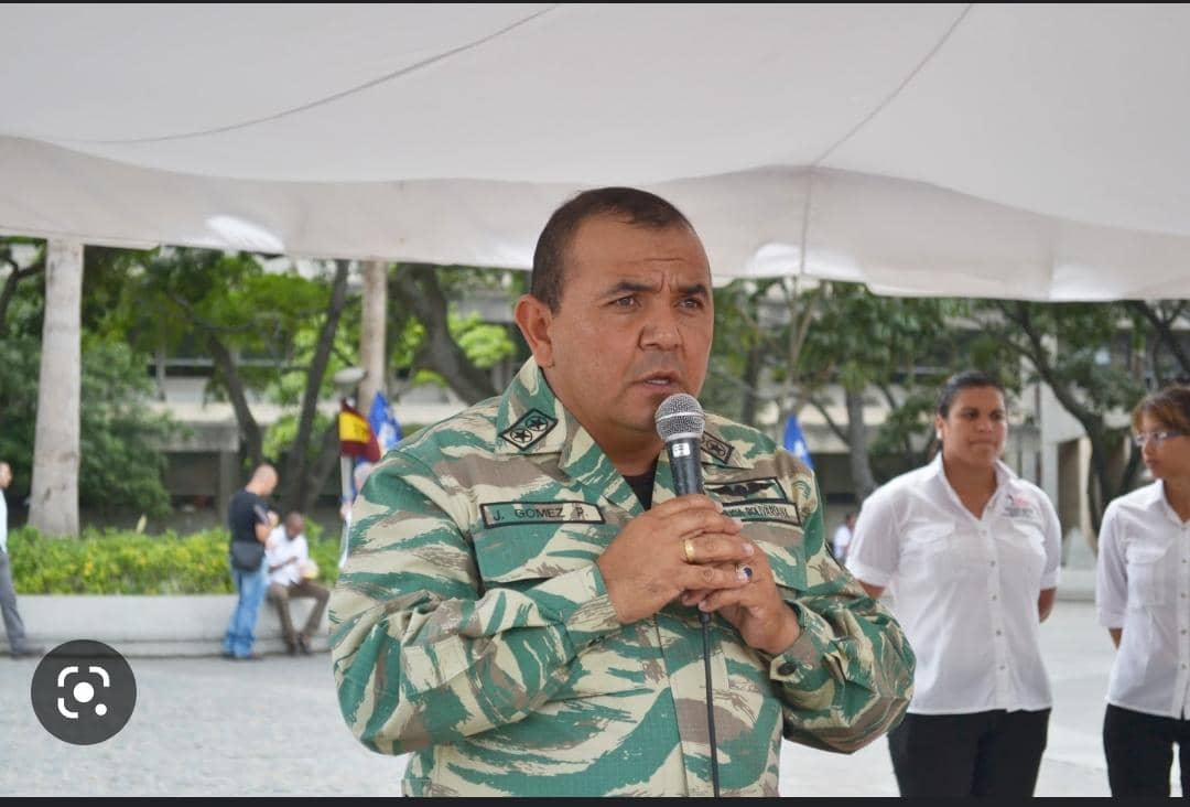 Extraoficial: Trasladan a Caracas a este general por presunta trama de corrupción