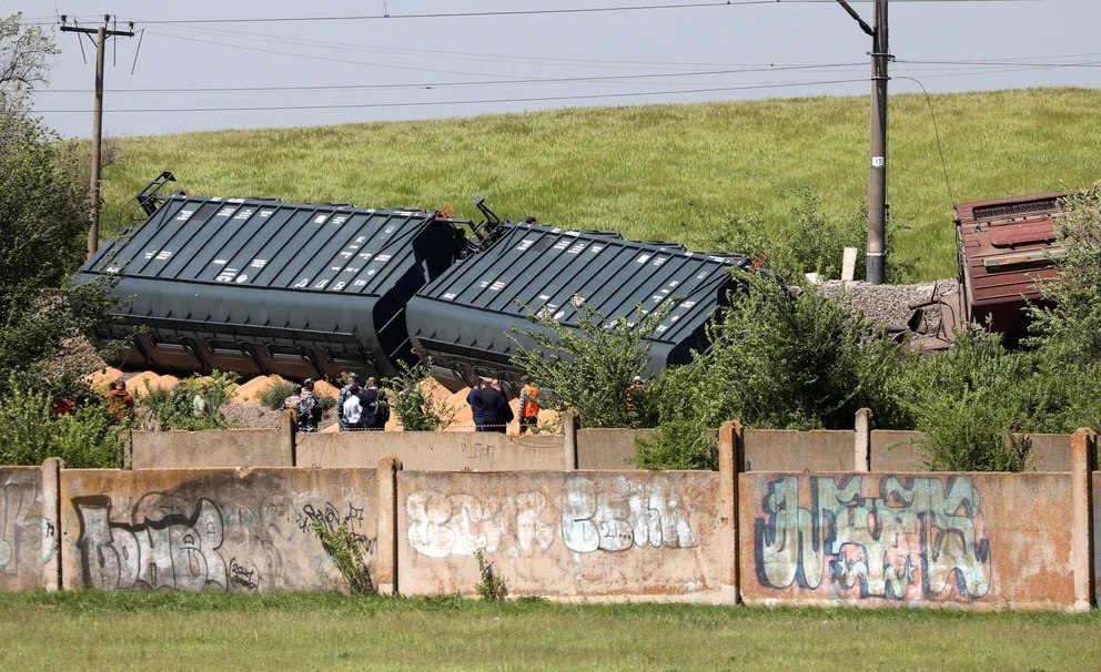 Tren de carga descarrila en Crimea: Denuncian atentado terrorista
