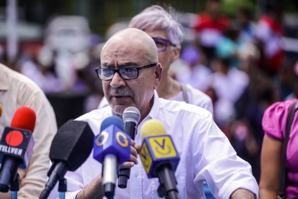 Andrés Caleca nuevo candidato a primaria de la oposición