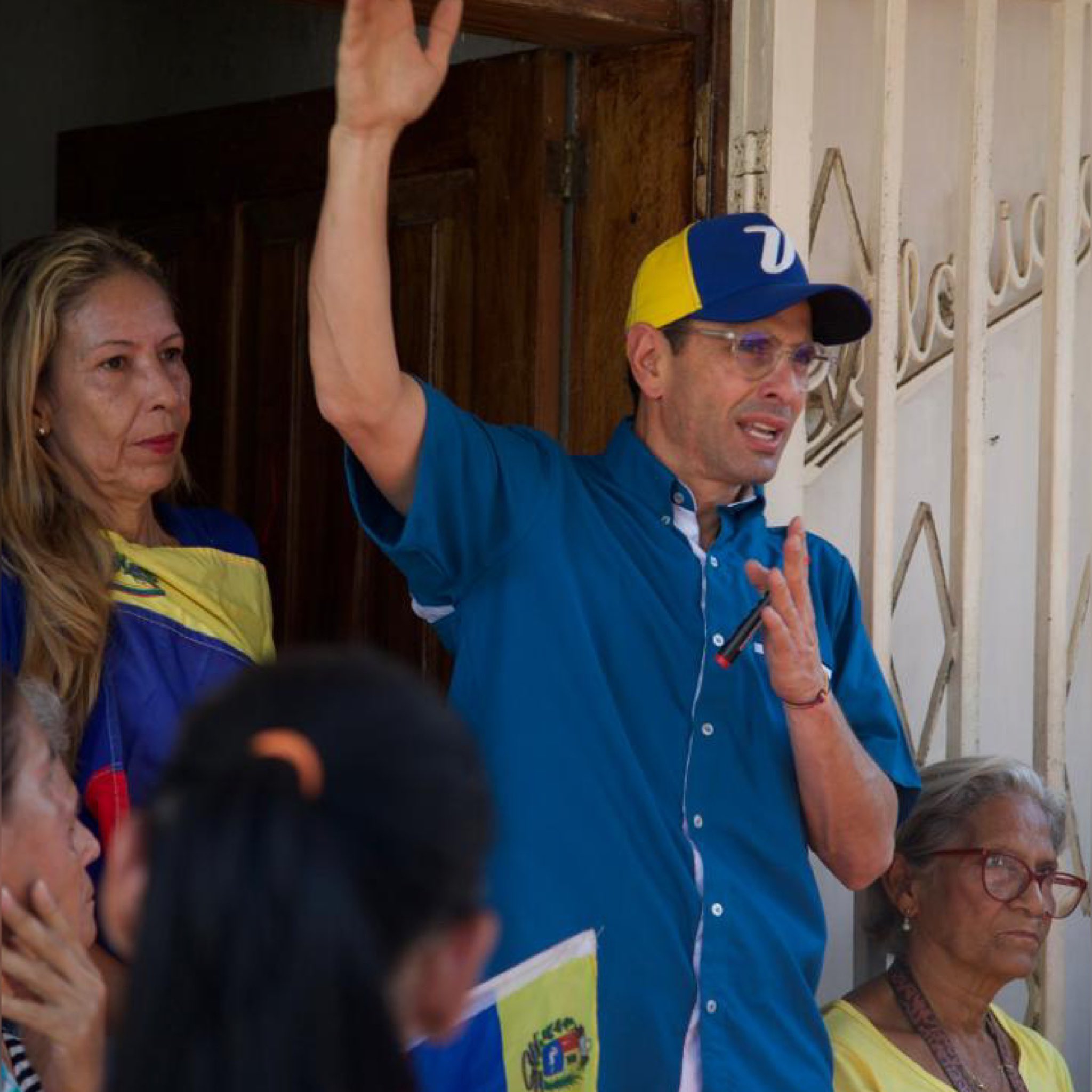 Golpearon a Capriles Radonski en Carabobo: Precandidato denunció sabotaje del PSUV (+VIDEO)