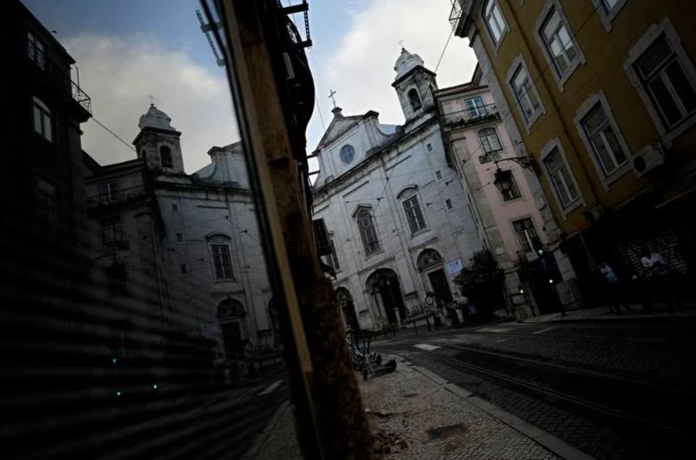 Escándalo: Iglesia católica registra abultada cifra de abusos sexuales desde 1940 | Diario 2001