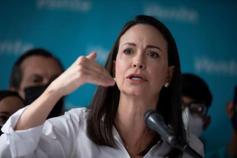 AHORA| María Corina reacciona al triunfo de Milei en las primarias argentinas