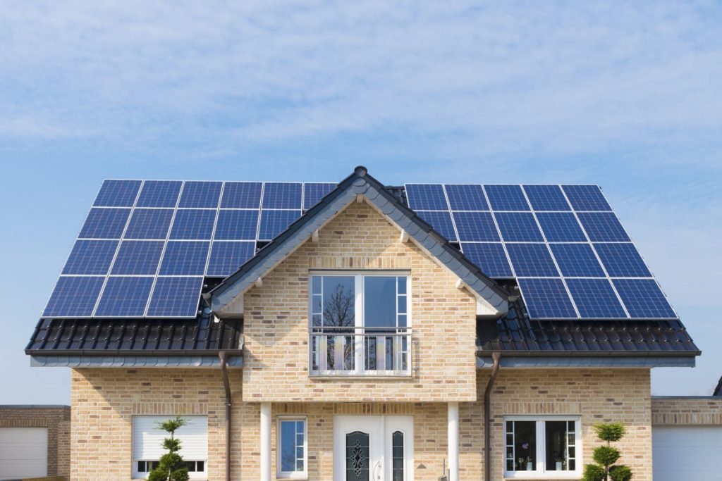 Paneles solares: una alternativa sostenible en el hogar