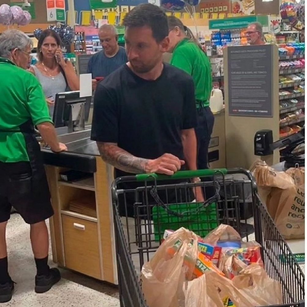 ¡Aunque no lo crea! Messi aparece en un supermercado de Miami