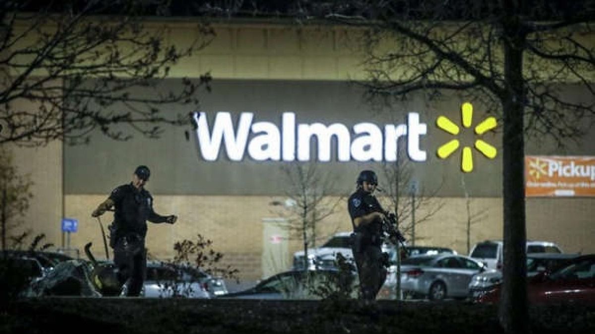 Un muerto y dos heridos deja tiroteo en un local de Walmart en Florida