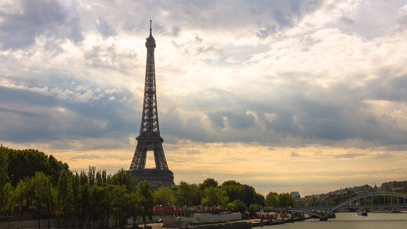 Francia| Evacúan Torre Eiffel (+Detalles)