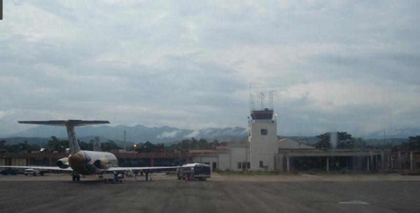 ¡Con regaño incluido! Nicolás Maduro mandó a reactivar el aeropuerto de San Antonio del Táchira