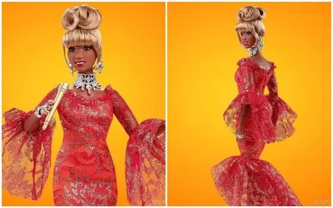 Sale a la venta muñeca Barbie con la figura de Celia Cruz