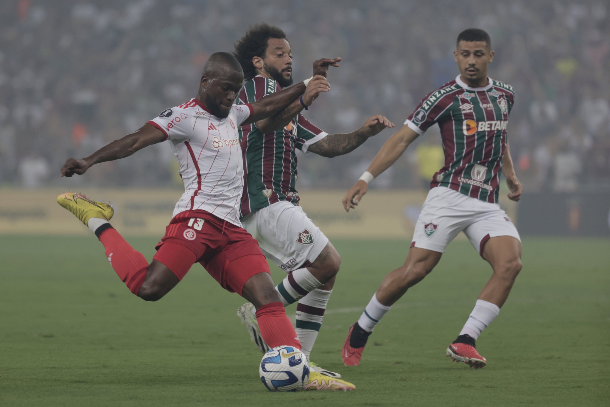 Fluminense e Inter definen en la vuelta el pase a la final de la Libertadores