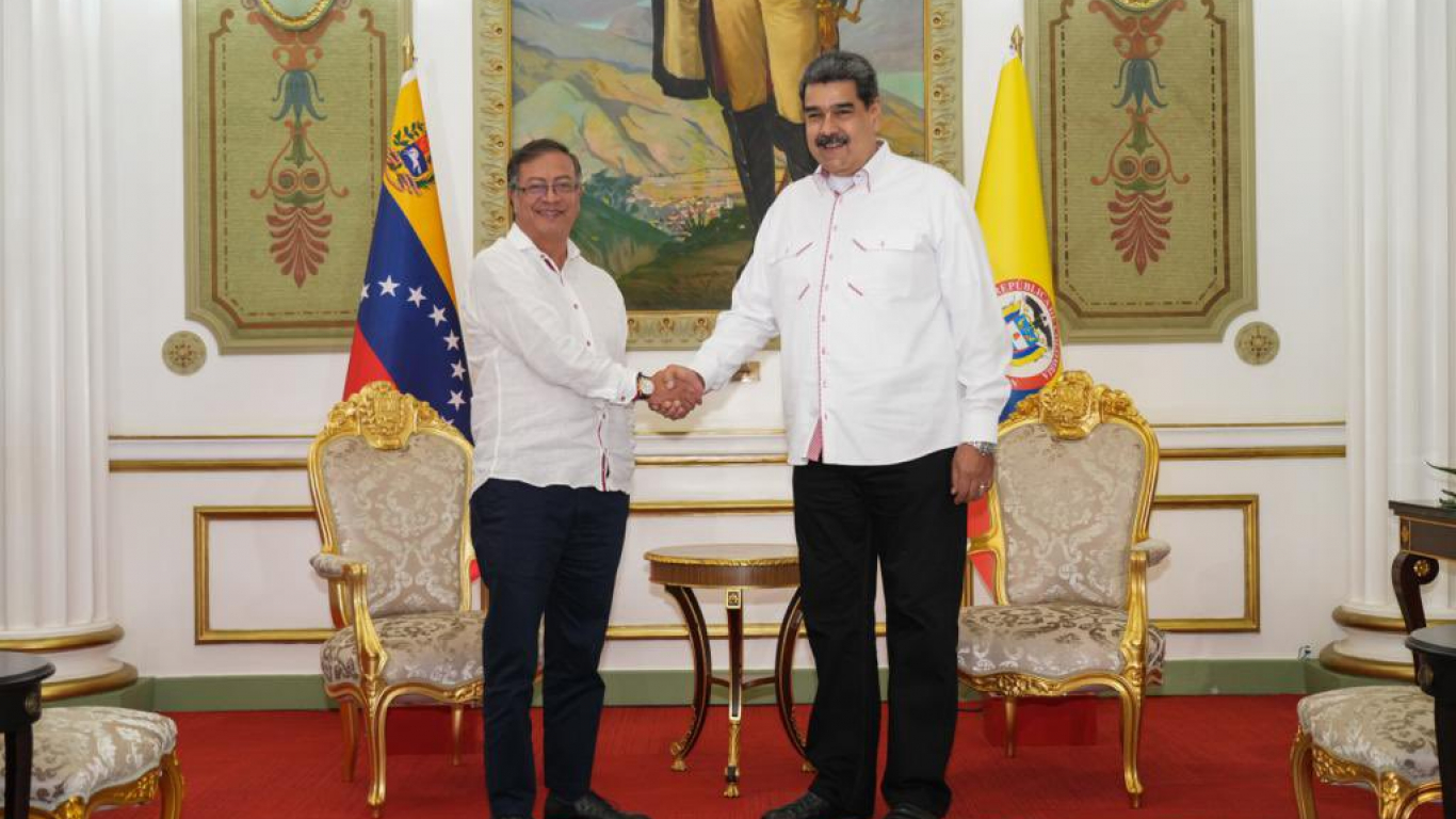 Gustavo Petro responde a señalamientos del presidente Maduro
