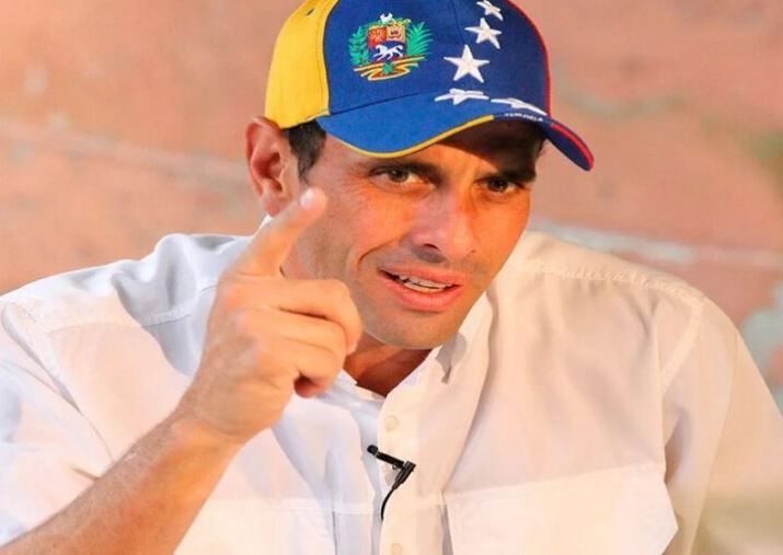 Capriles sale al paso a acusaciones por retiro de la Primaria