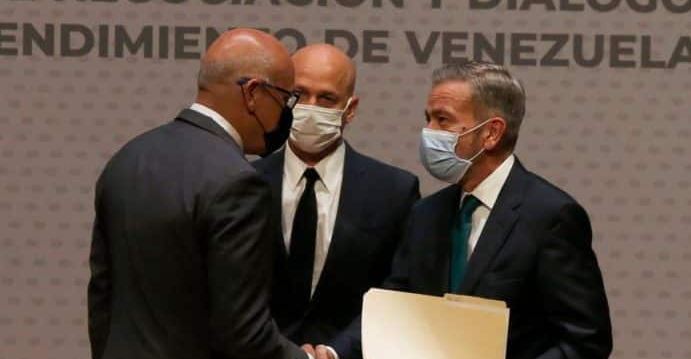 Gobierno Nacional firma nuevos acuerdos con la oposición venezolana