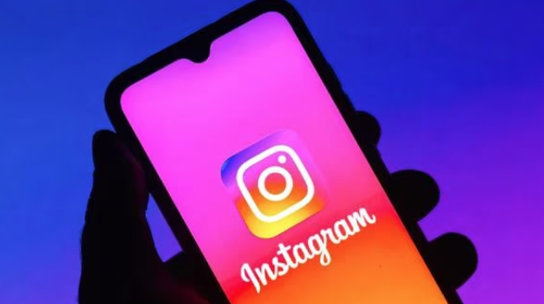 Instagram prueba una nueva función para crear stickers