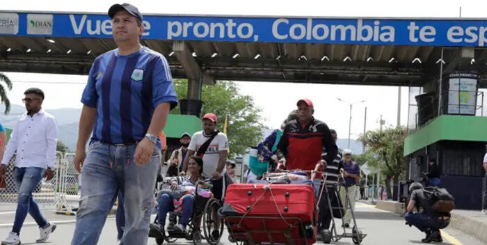 Petro ordena cierre de la frontera colombo-venezolana