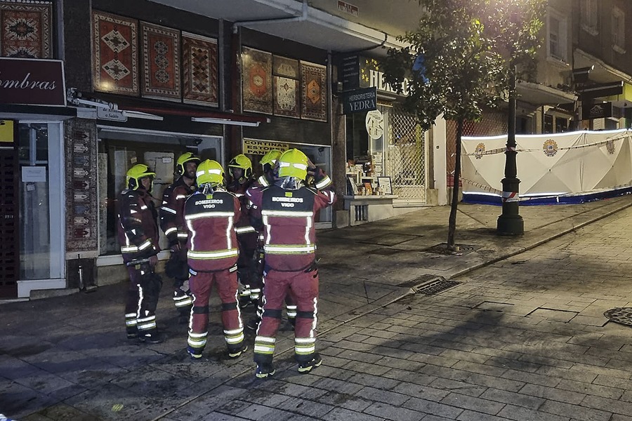 Cuatro personas murieron en un incendio de un edificio en España