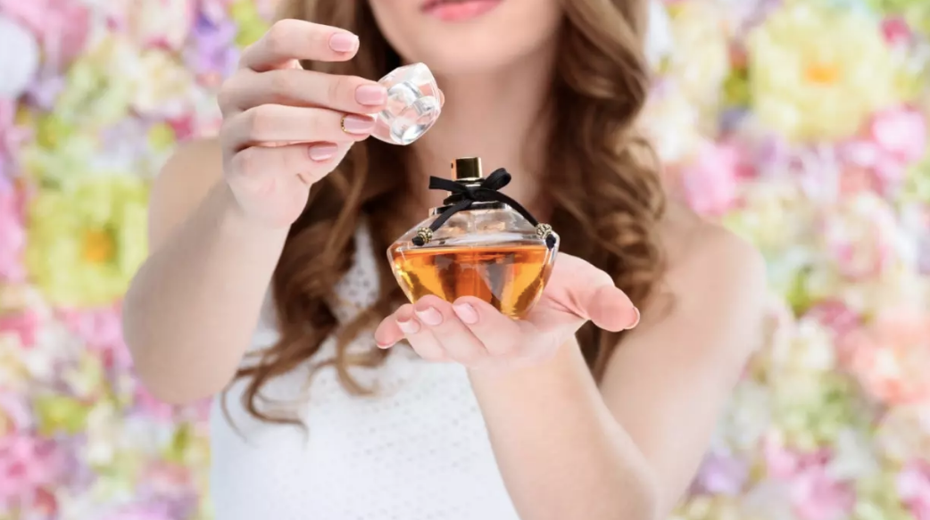 Aroma del perfume: conoce qué dice el tuyo sobre ti | Diario 2001