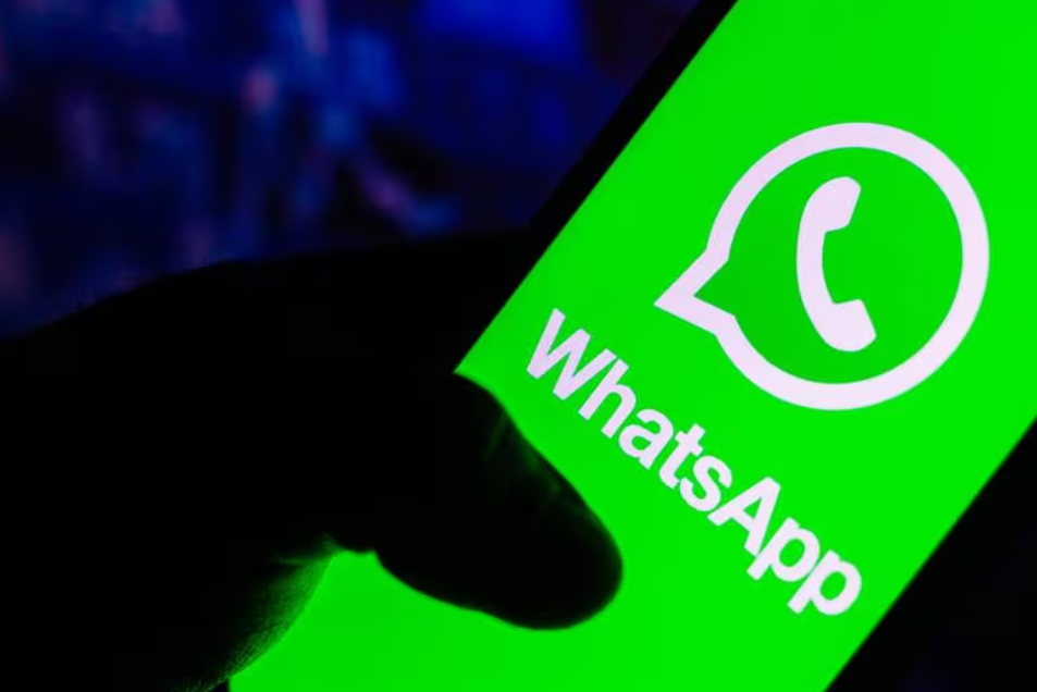 WhatsApp prepara acceso a chats potenciados por IA