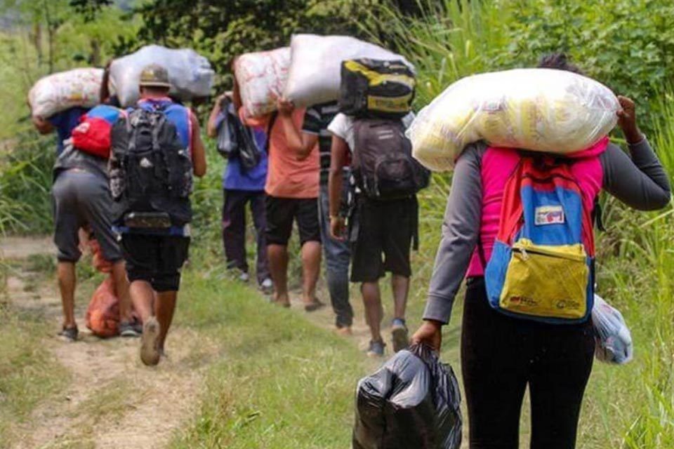 Venezolano pide ayuda para salir de la peligrosa selva del Darién