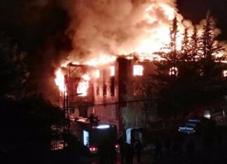 Incendio en una residencia universitaria deja 14 estudiantes muertos