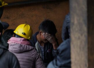 ¡Lamentable! Siete mineros mueren tras derrumbe