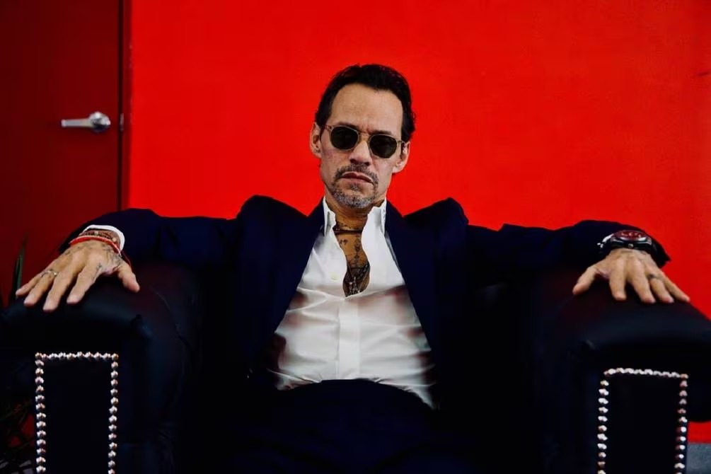 La casa de Marc Anthony en República Dominicana ardió en llamas (+Video)