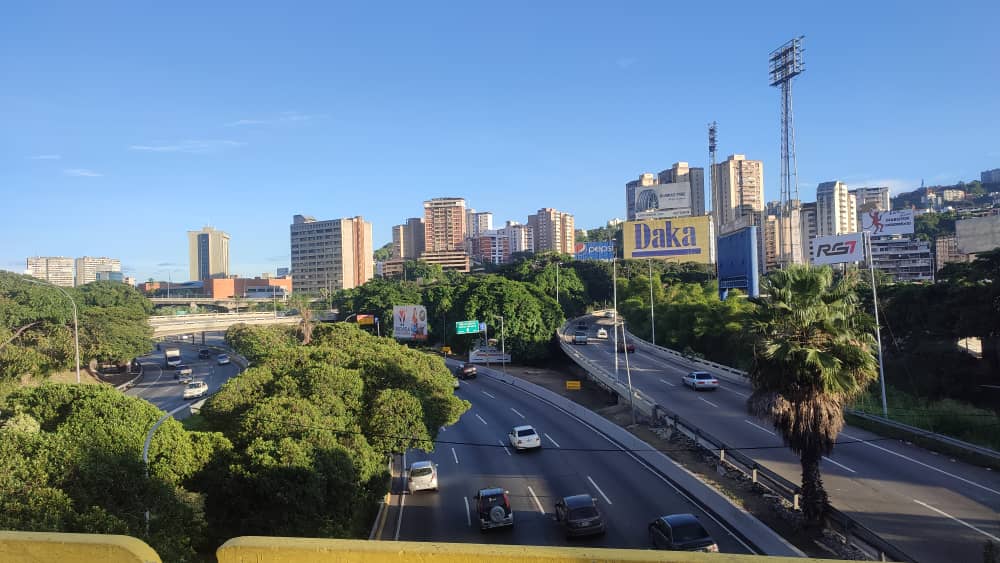 ‘Pacheco’ dejó embarcados a los caraqueños: ¿Seguirá la ola de calor? (+DETALLES)